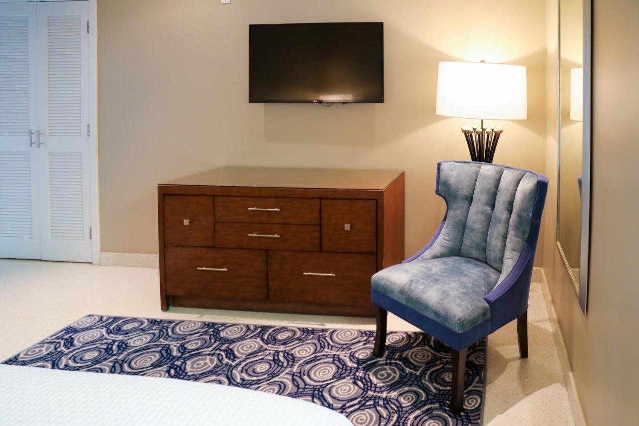 Orchid Key Inn - Adults Only Кі-Вест Екстер'єр фото
