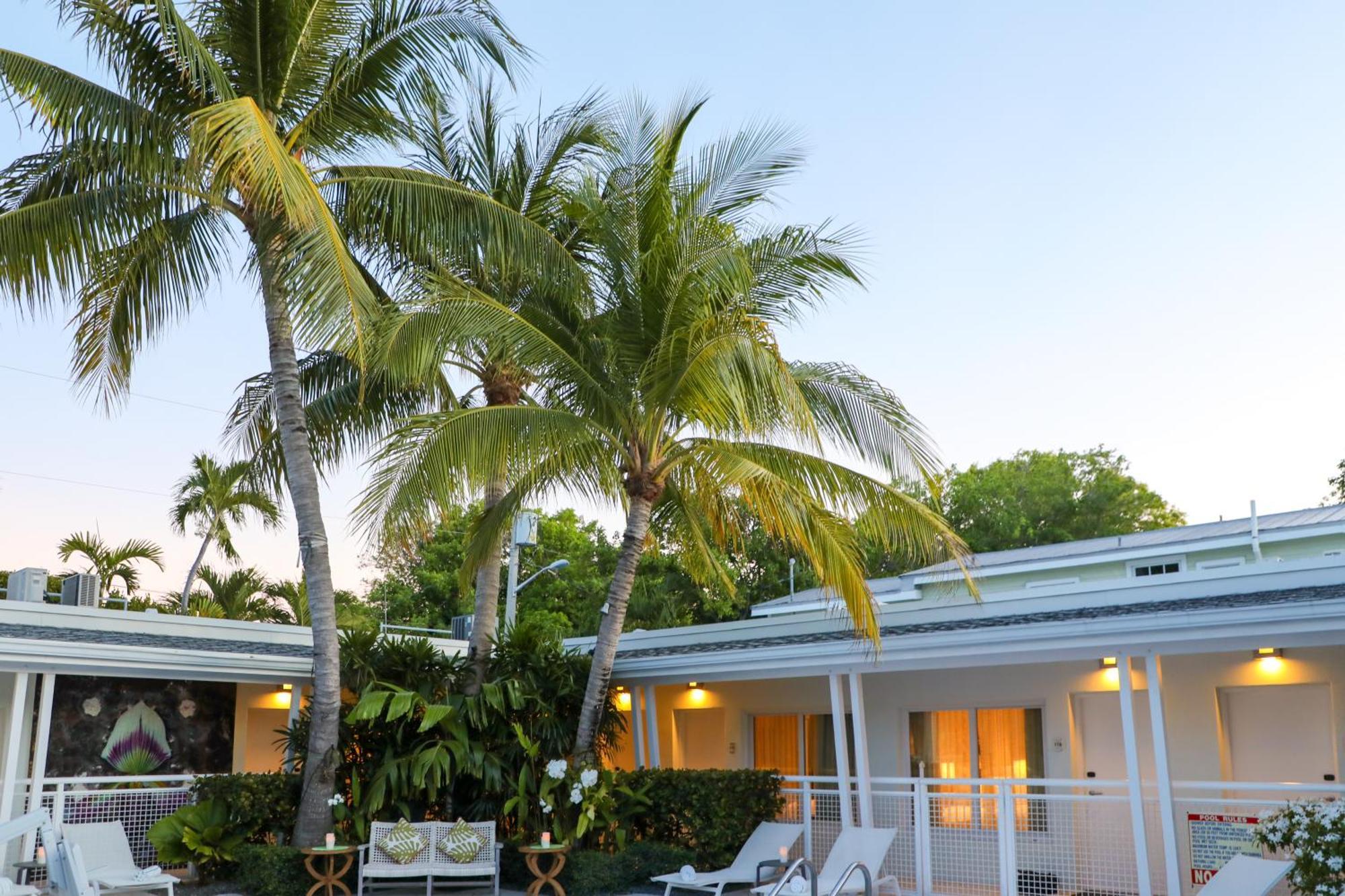 Orchid Key Inn - Adults Only Кі-Вест Екстер'єр фото